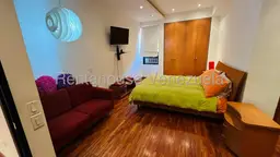 Vista 44