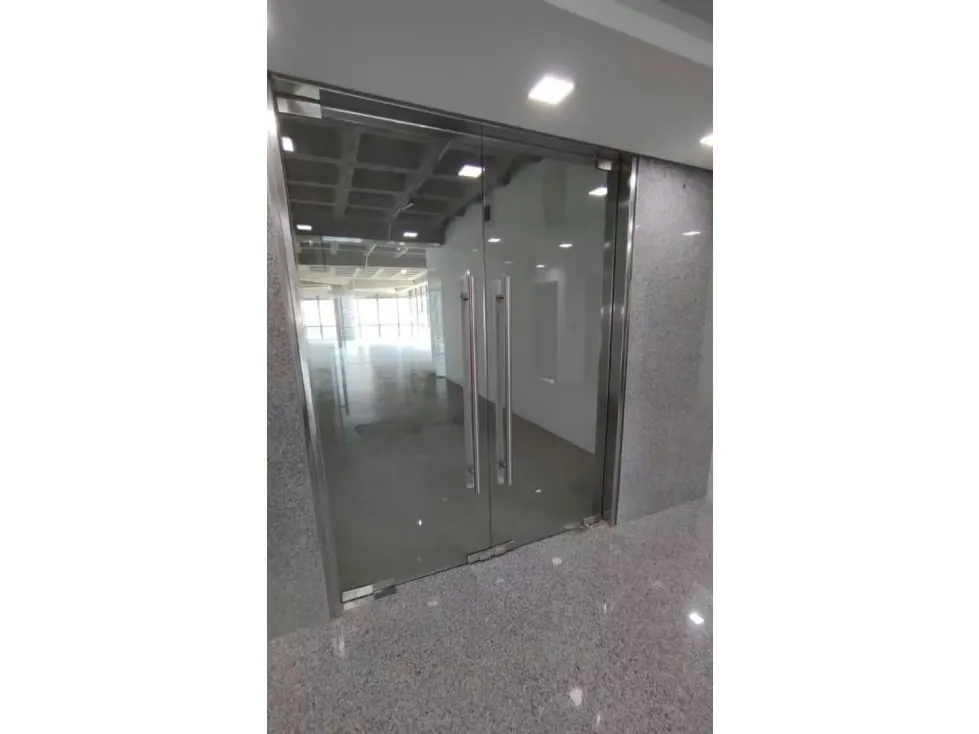 Oficina en Alquiler en Obra Gris de 204 Mts Torre Guayana - 5