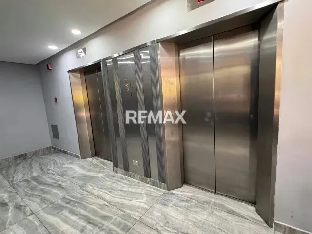 VENTA DE OFICINA EN BOLEITA SUR 2D, MUN. SUCRE - 2