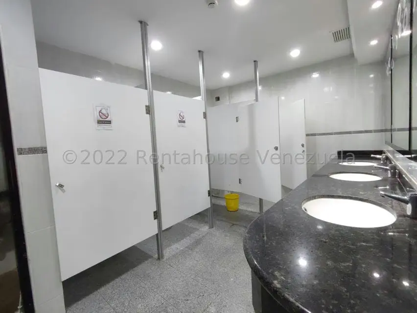 Comercial (Local Comercial) en Venta en Zona Centro, Aragua - 23