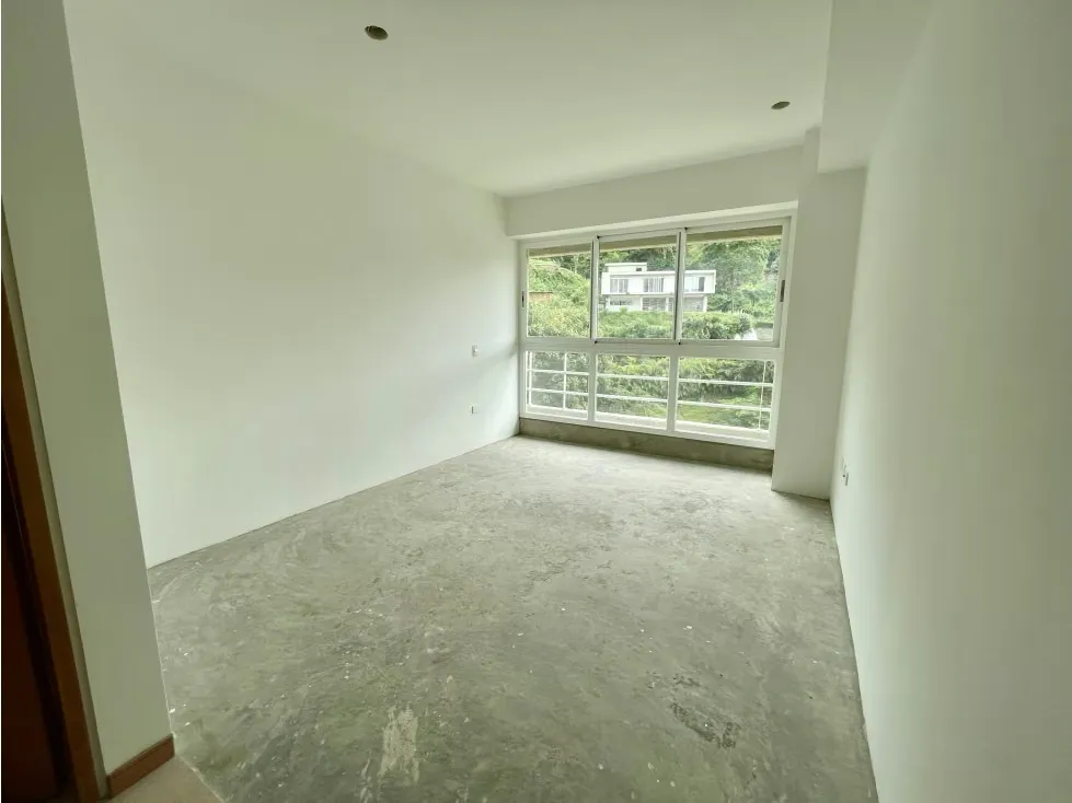Venta de Apartamento en la Urbanización Lomas de las Mercedes Bella - 3