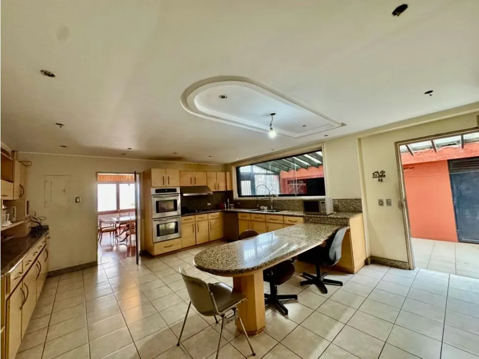 Se vende casa 850m2 5h+2s/7b/12p Alto Hatillo - 14