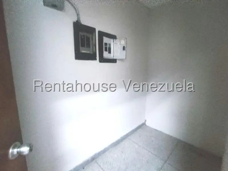 Oficina en Alquiler en Zona Colonial, Carabobo - 13