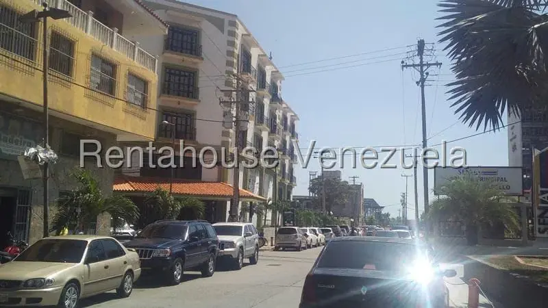 Oficina en Alquiler en Zona Colonial, Carabobo - 18