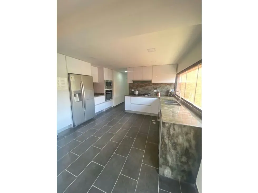 Se vende PH 400m2 Colinas de Valle Arriba 9917 - 5