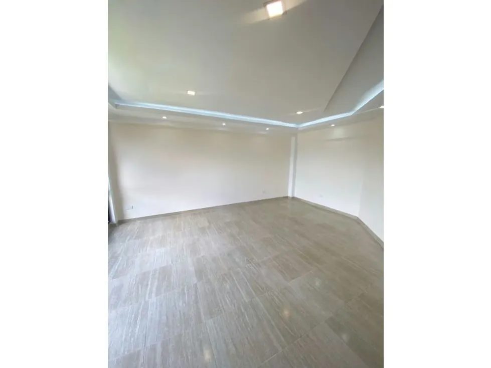 Se vende PH 400m2 Colinas de Valle Arriba 9917 - 8