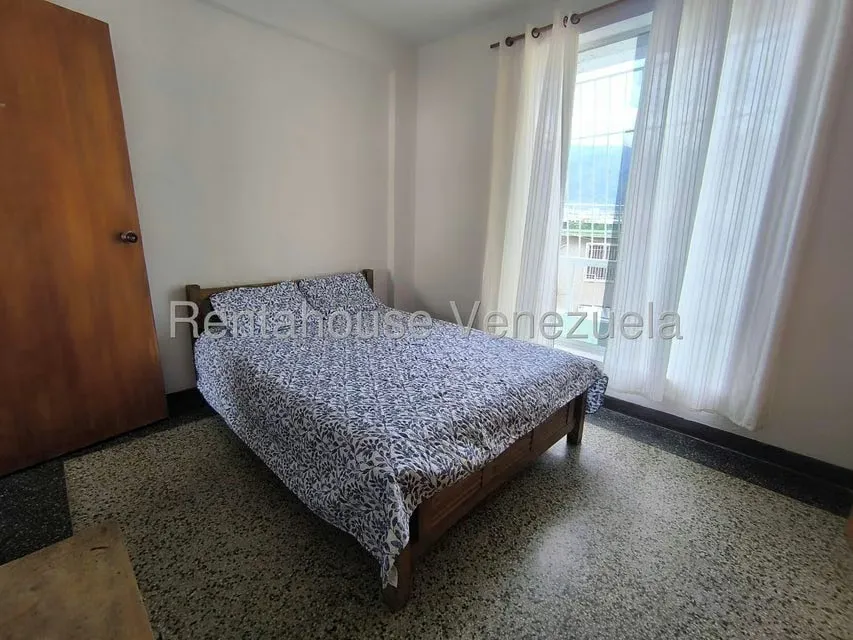 Apartamento (1 Nivel) en Alquiler en Los Chaguaramos, Distrito Metropolitano - 19