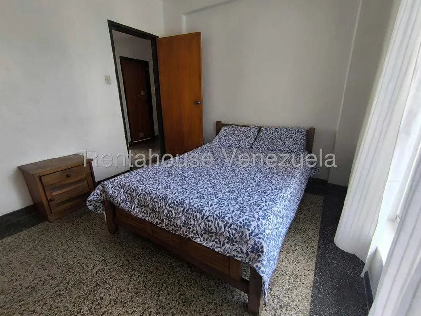 Apartamento (1 Nivel) en Alquiler en Los Chaguaramos, Distrito Metropolitano - 20