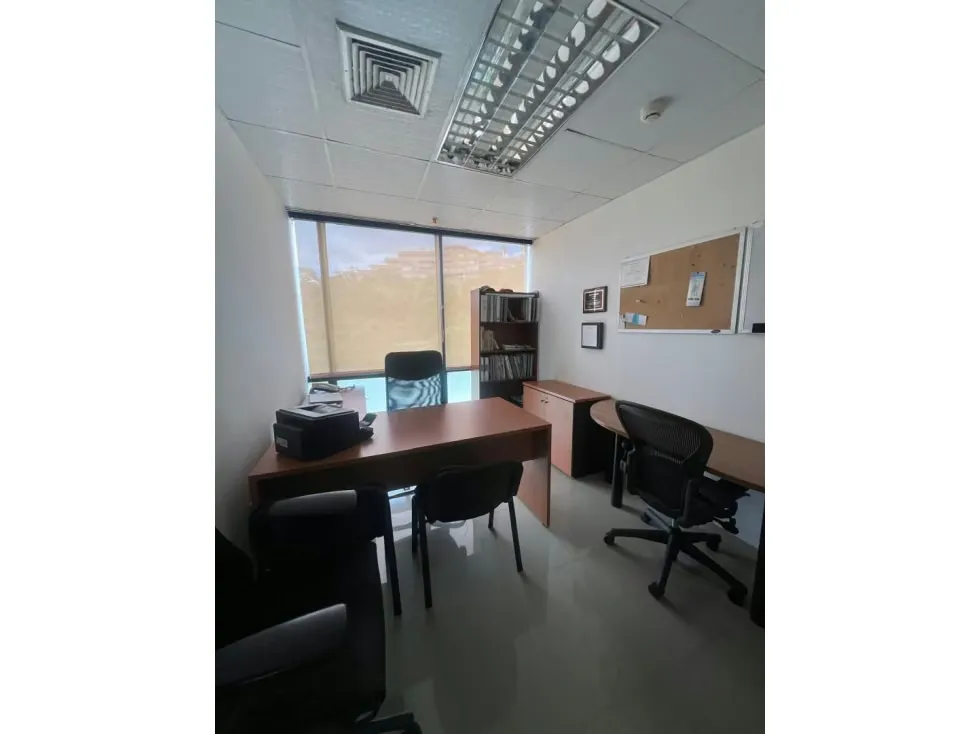 Se Alquila Oficina 316m² Las Mercedes