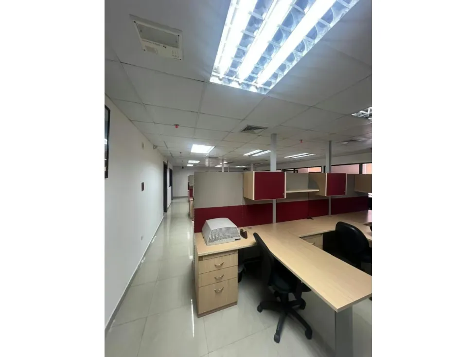 Se Alquila Oficina 316m² Las Mercedes - 5