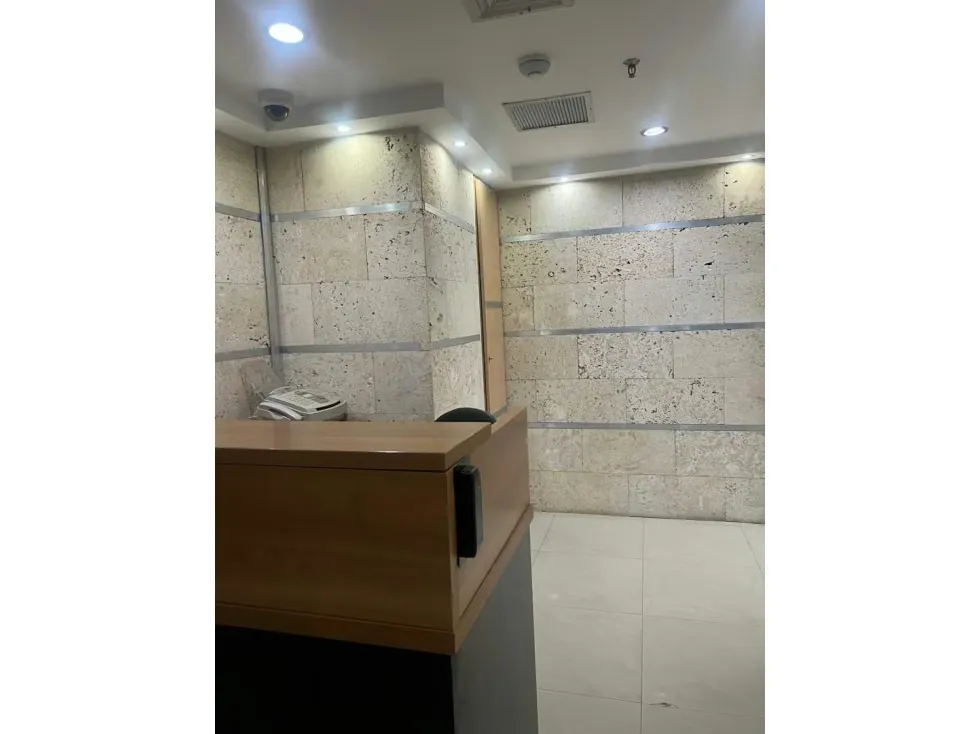 Se Alquila Oficina 316m² Las Mercedes - 7