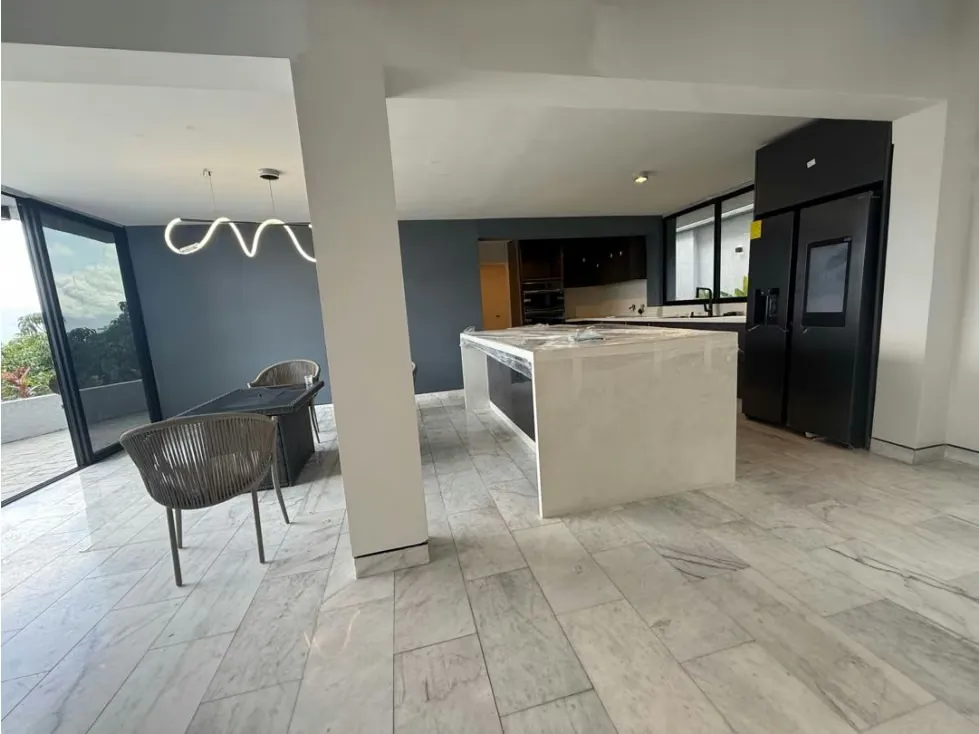 Casa de Lujo a Estrenar• Los Naranjos• Vista Franca al Avila• 720m2 - 12