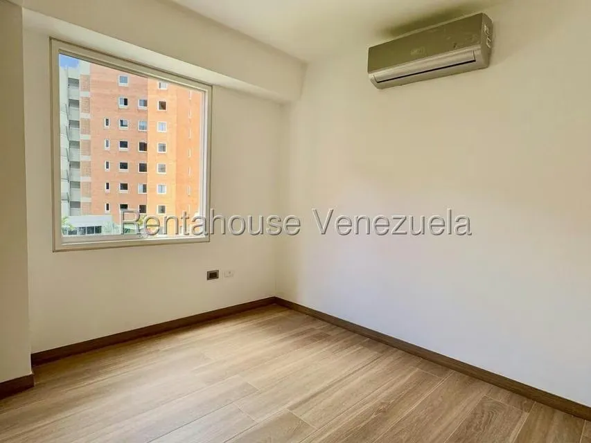 Apartamento (1 Nivel) en Venta en El Cigarral, Distrito Metropolitano - 15