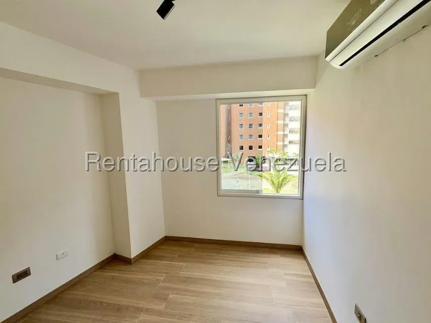 Apartamento (1 Nivel) en Venta en El Cigarral, Distrito Metropolitano - 20