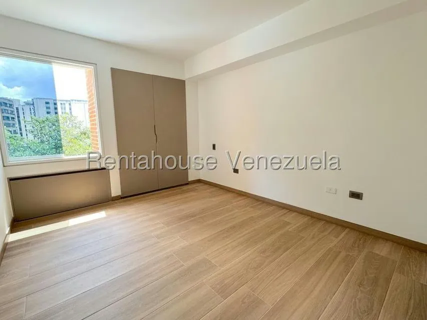 Apartamento (1 Nivel) en Venta en El Cigarral, Distrito Metropolitano - 25
