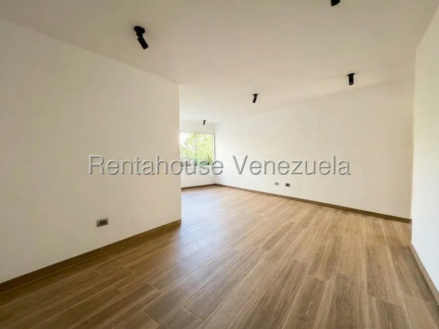 Apartamento (1 Nivel) en Venta en El Cigarral, Distrito Metropolitano - 6