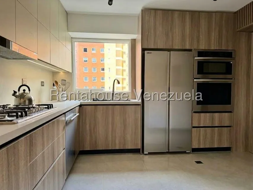 Apartamento (1 Nivel) en Venta en El Cigarral, Distrito Metropolitano - 7