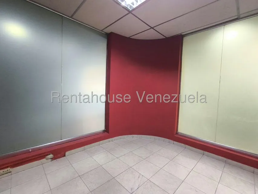 Oficina en Alquiler en Zona Industrial, Carabobo - 7
