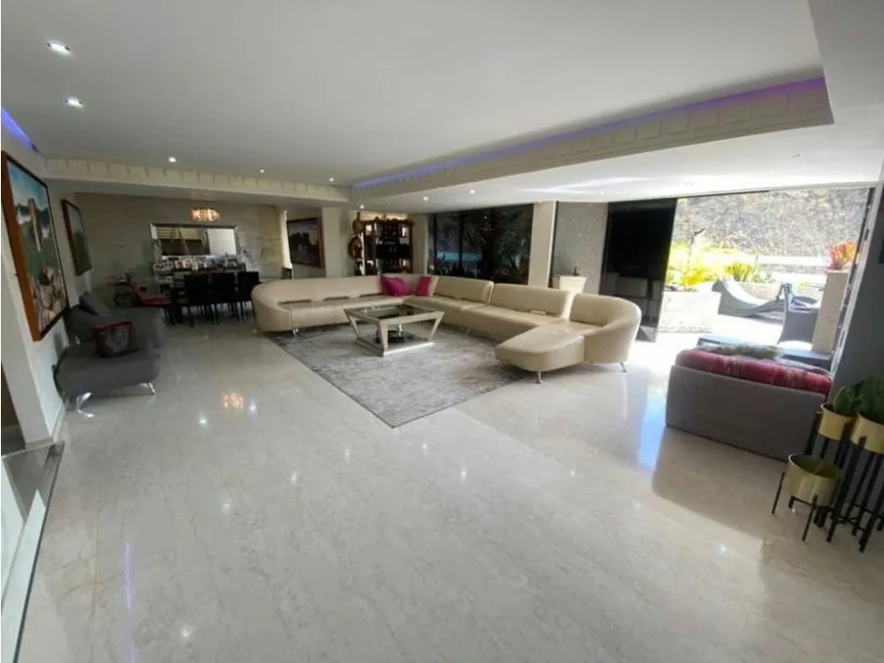 Vendo PH 740m2 3h+s/6b/6p Lomas de la Alameda 0960 - 6