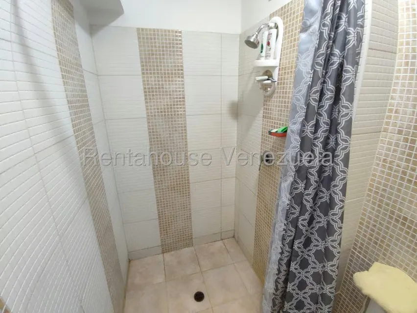 Apartamento (1 Nivel) en Alquiler en Agua Blanca, Carabobo - 15