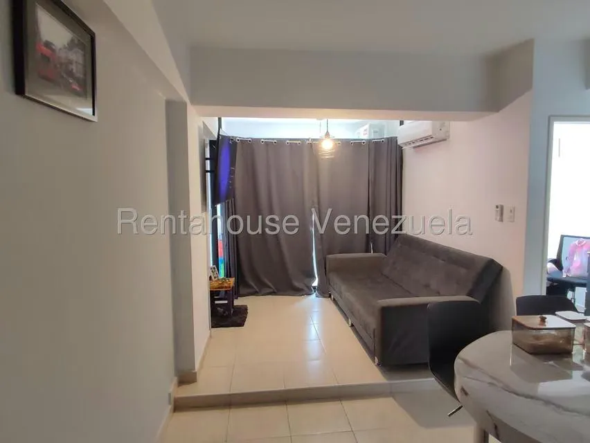Apartamento (1 Nivel) en Alquiler en Agua Blanca, Carabobo - 4