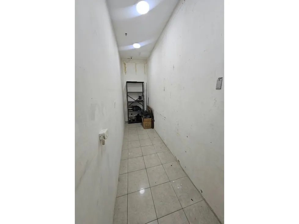 Venta de Local Comercial Metrocenter, Capitolio 158198ZH 41m2 - 18