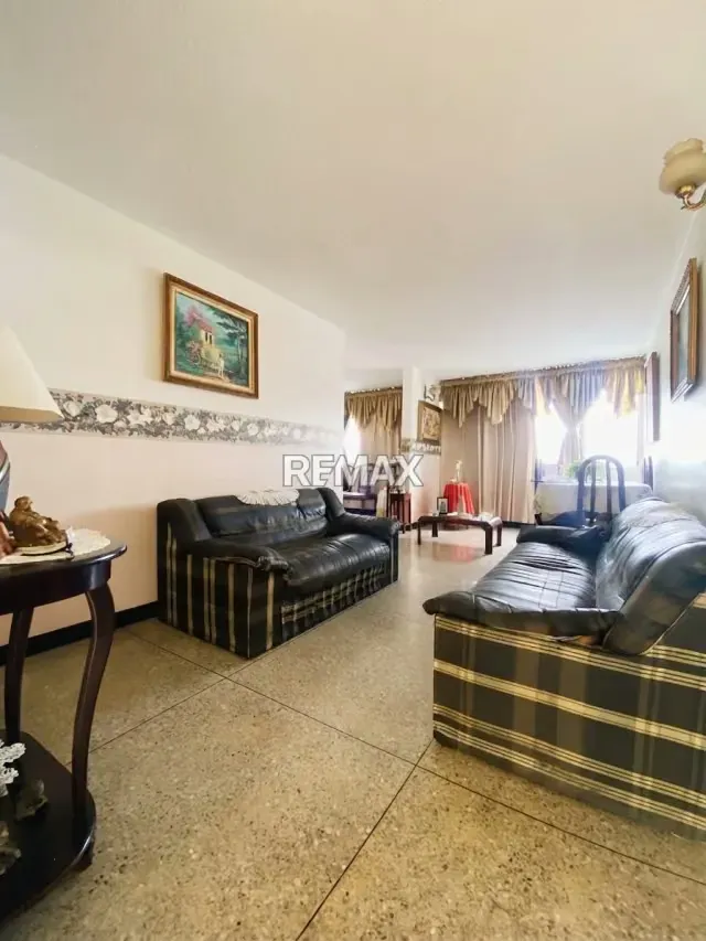 Apartamento en venta, Parque residencial la Mora - 2