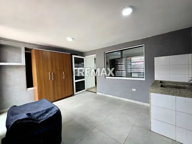 En Venta Casa De Un Nivel En Urb El Morro II San Diego - 17