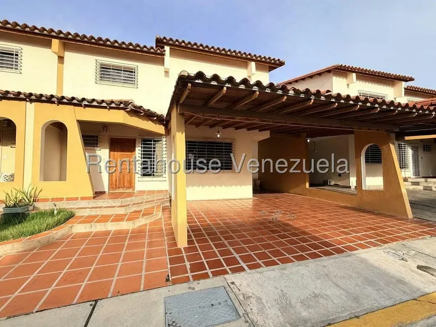 Casa (Duplex) en Venta en Los Rastrojos, Lara - 3