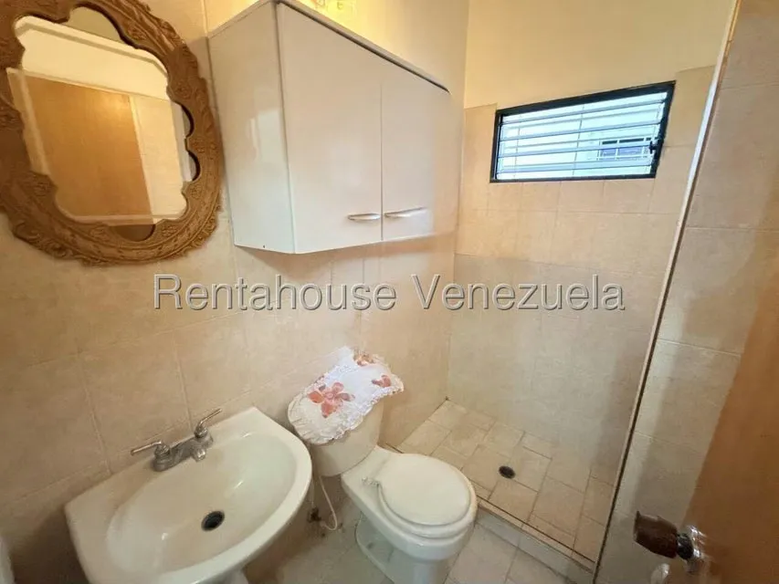 Casa (Duplex) en Venta en Los Rastrojos, Lara - 31