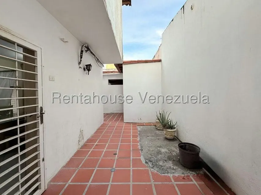 Casa (Duplex) en Venta en Los Rastrojos, Lara - 35