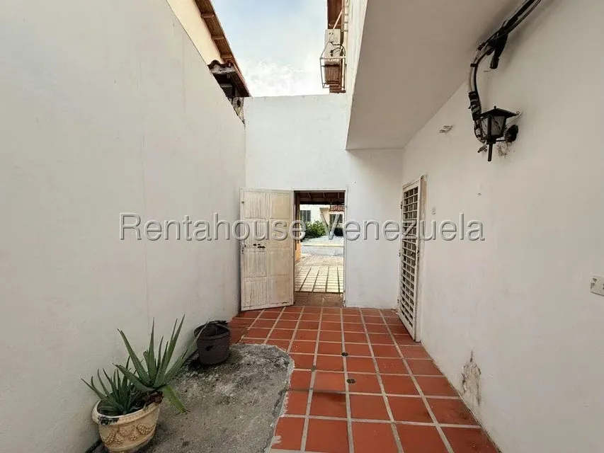 Casa (Duplex) en Venta en Los Rastrojos, Lara - 36
