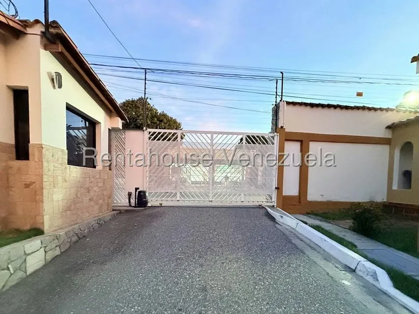 Casa (Duplex) en Venta en Los Rastrojos, Lara - 46