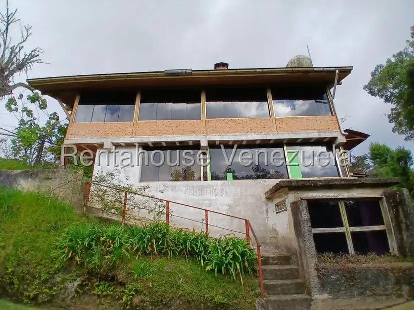 Casa (Multipes Niveles) en Venta en Gengibrillar, Vargas
