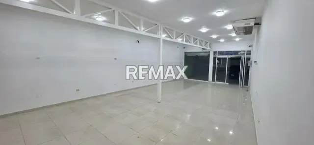 Local comercial en alquiler en Sierra Maestra, Avenida 18, San Francisco - 3