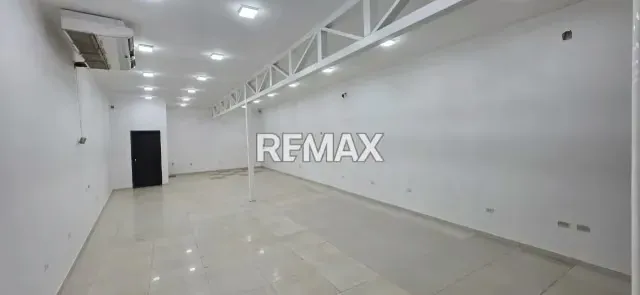 Local comercial en alquiler en Sierra Maestra, Avenida 18, San Francisco - 4