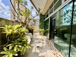View 16