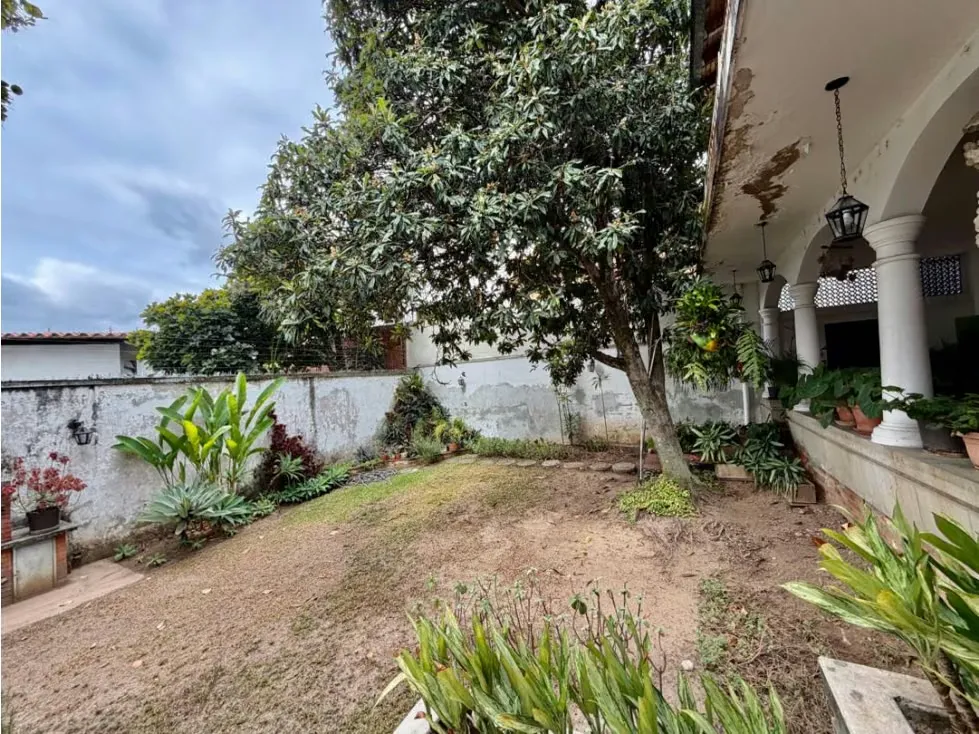 Se vende casa 800m2 La Florida - 2