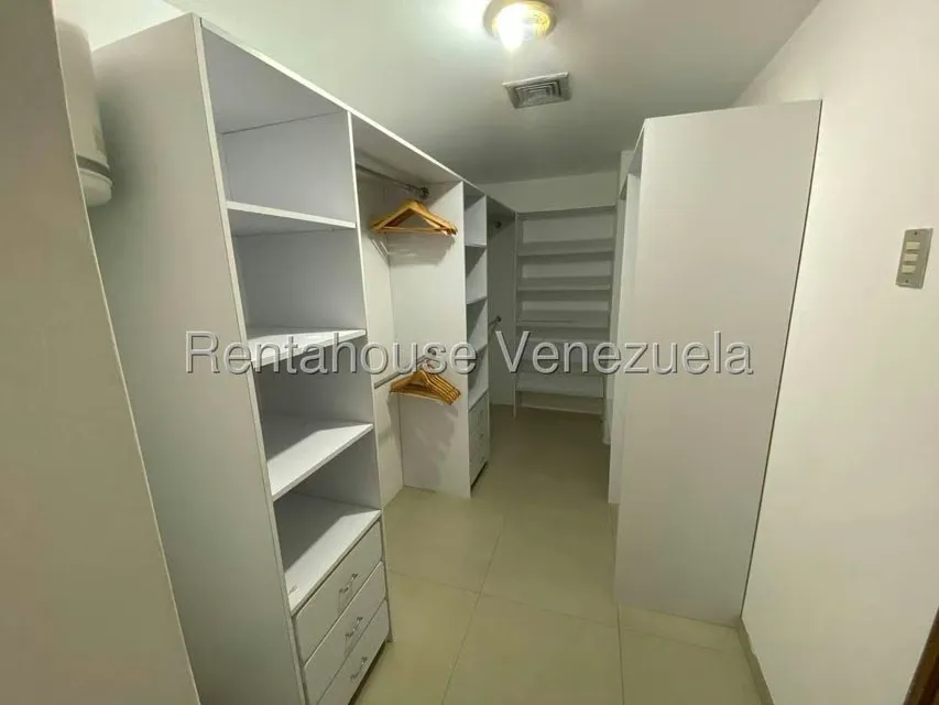 Apartamento (1 Nivel) en Alquiler en Bellas Artes, Zulia - 2