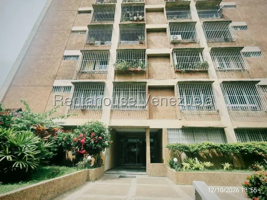 Apartamento (1 Nivel) en Venta en El Marques, Distrito Metropolitano - 3