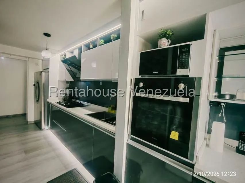 Apartamento (1 Nivel) en Venta en El Marques, Distrito Metropolitano - 28