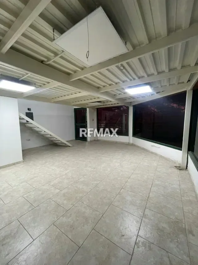 Local Comercial En alquiler En El CC Trinidad Plaza de Cagua - 12