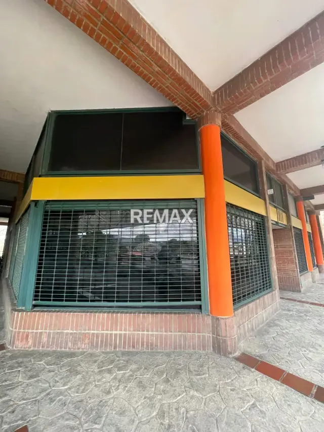 Local Comercial En alquiler En El CC Trinidad Plaza de Cagua - 8