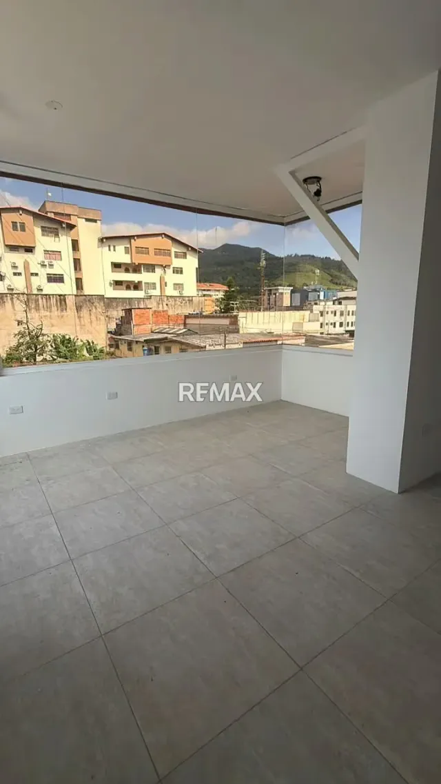 EN VENTA Oficina comercial ubicada en pleno corazón de Barrio Obrero - 19