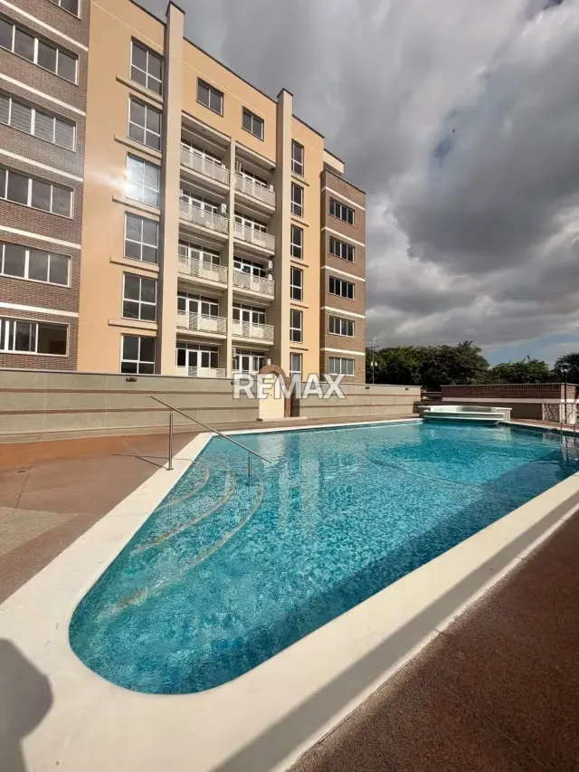 Apartamento Moderno Amoblado Titanium Suites Trigal Norte Planta 100% Pozo