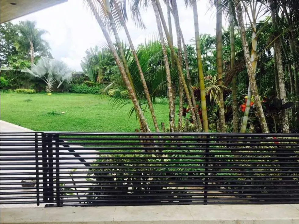 Vendo casa 750m2 4h/8b/10p La Lagunita 4371 - 13