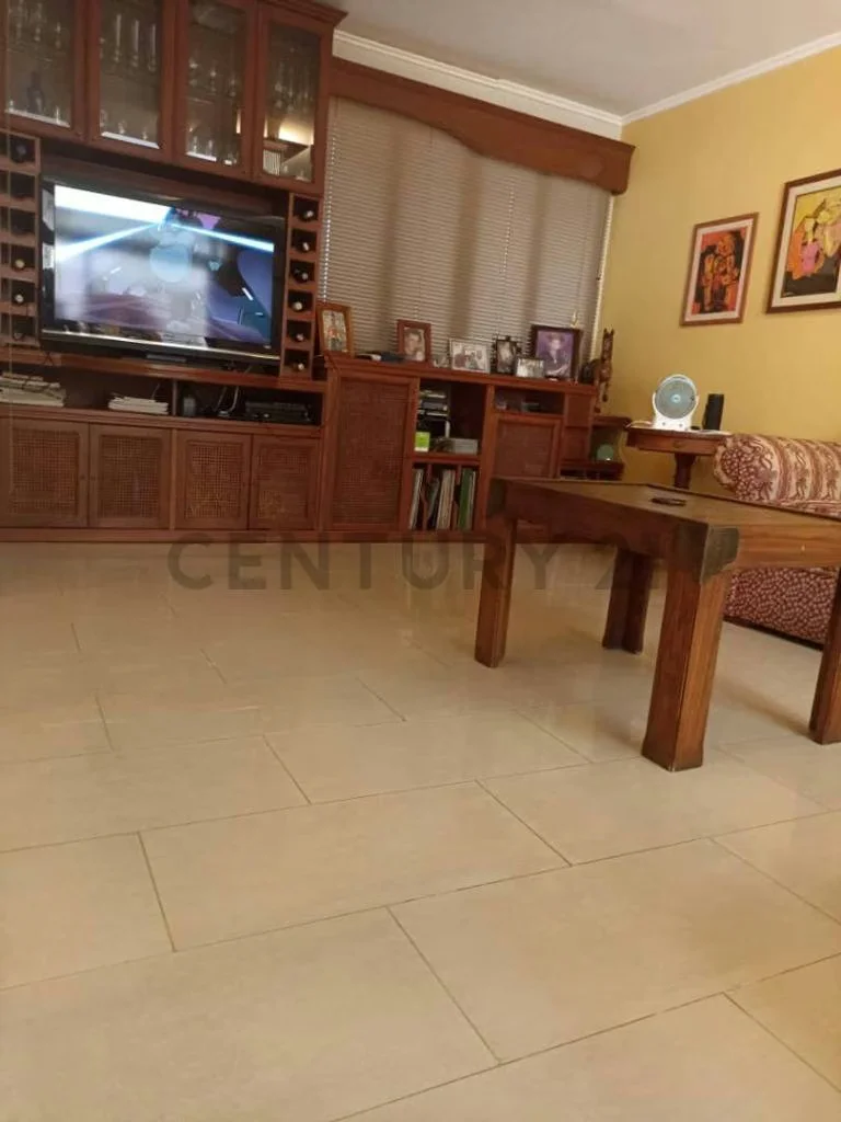 CASA-QUINTA URB. EL ROSAL SUR - 21