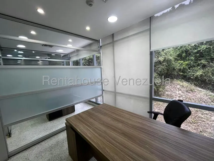 Oficina en Alquiler en La Trinidad, Distrito Metropolitano - 25
