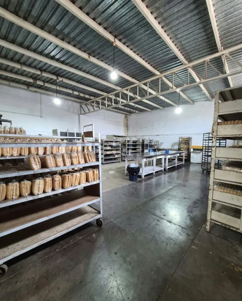 PLANTA PANIFICADORA Y ABASTO 2040m² | VALENCIA LA CANDELARIA | OPERATIVA