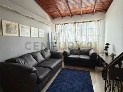 En venta Penthouse en el Conjunto Residencial Las Palmeras, Lecheria - 3